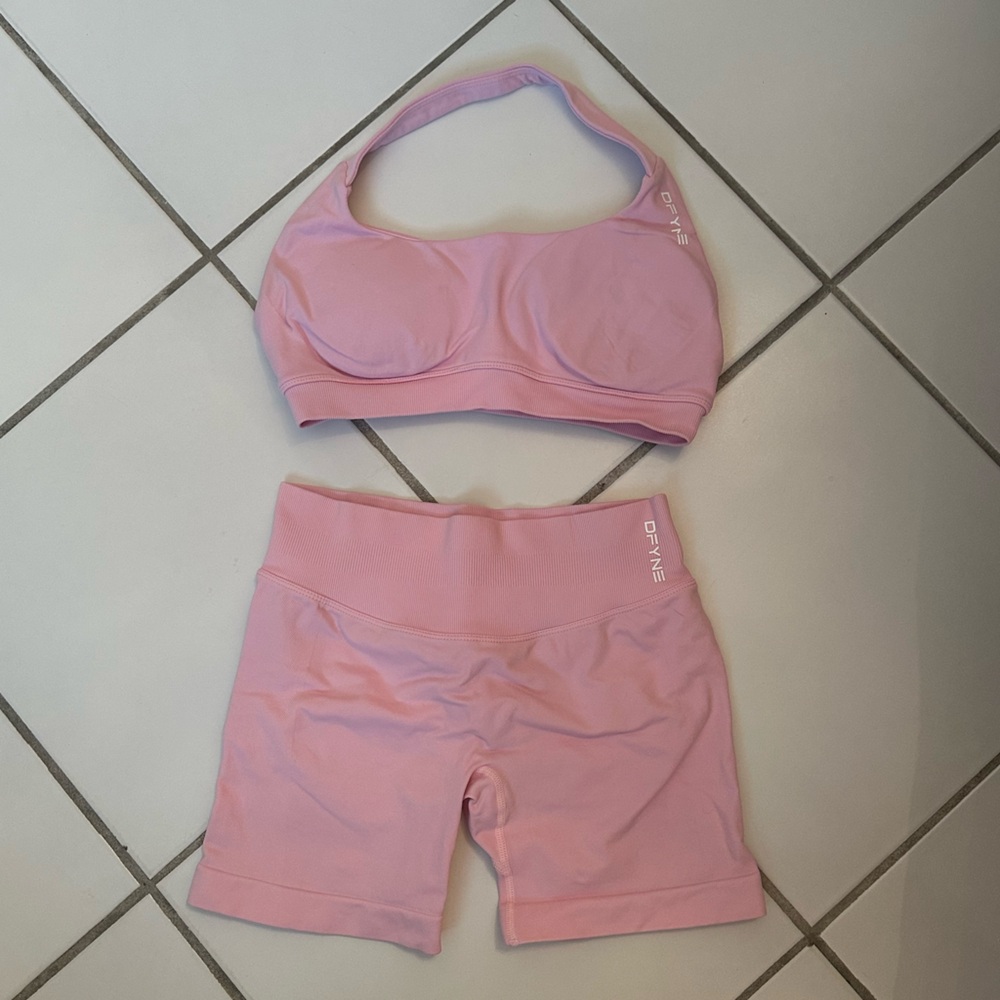 Pink DFYNE Activewear Set